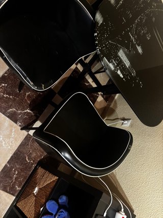 Mesa y 4 sillas comedor modernas