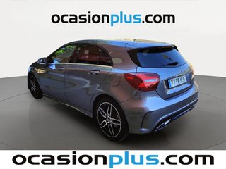 Mercedes-Benz Clase A 180 90 kW (122 CV)
