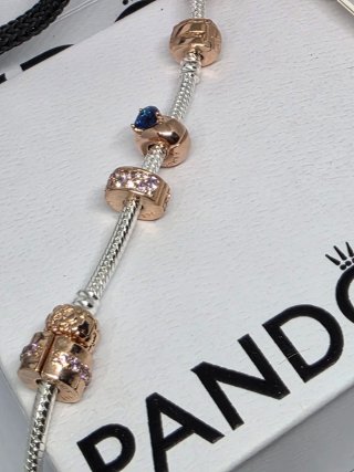 Pandora Clips Oro Rosa y Circonitas