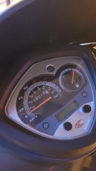 Kymco Agility 125 Scooter Negra