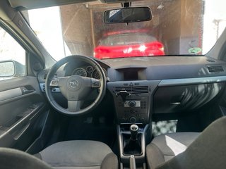 Opel Astra 2007