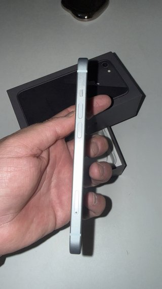 iPhone 15 64gb blanco