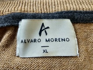 2 Jerseys Alvaro Moreno Talla XL Beige y Marrón