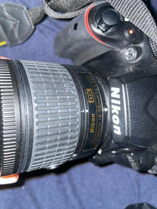 Cámara Nikon D3400 +  2 Objetivos+ Cargador