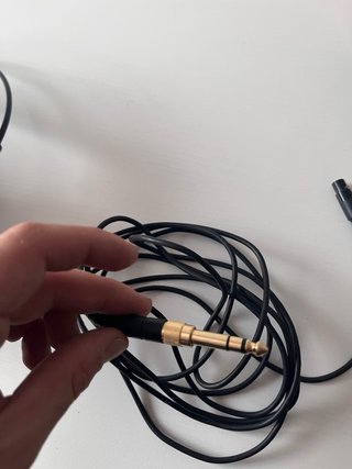 Auriculares AKG Estudio Abiertos Negros