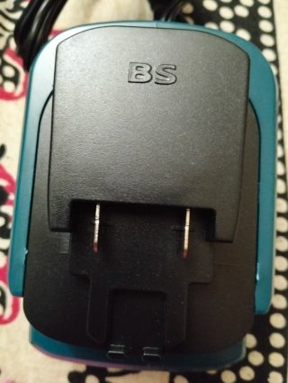 Cargador Batería Bosch 18V Compact Charger
