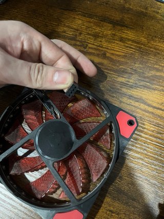 Ventilador Arctic PC y otro RGB (color rojo)