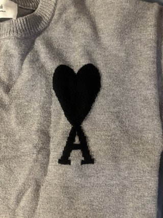Sudadera Ami Paris Gris Corazón Negro