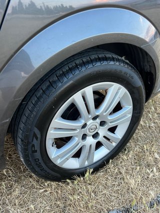 Opel Astra 2011