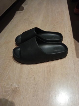Chanclas Adidas Yeezy Slides Negras Talla 40/41