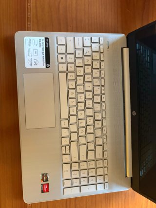 Portátil HP AMD Ryzen 5700 Series Plata