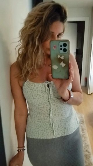 Blusa Rouje floral verde y blanco Talla xs