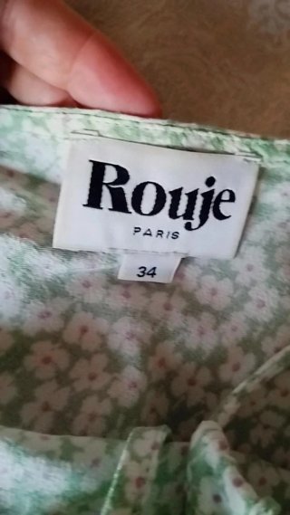 Blusa Rouje floral verde y blanco Talla xs