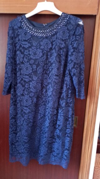 Vestido azul de fiesta con pedrería