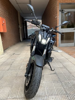 Yamaha MT07 Negro Mate A2