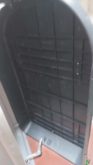 Baúl cofre techo coche.