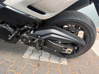 Yamaha Tmax 530 Iron Max Gris