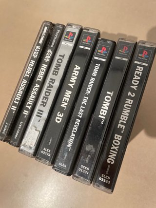 Lote Giochi e scatole di PS1