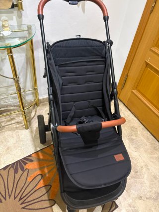 Silla de paseo Kinderkraft negra