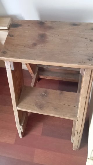 Escalera madera maciza rústica
