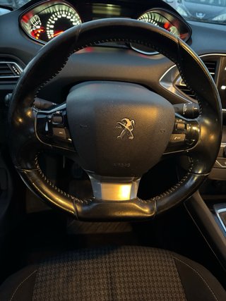 Peugeot 308 2017