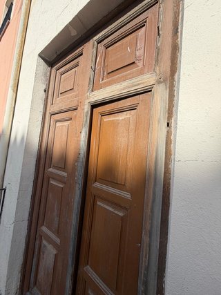 Balconera de madera doble