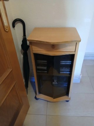 Mesita auxiliar madera y cristal