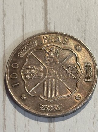 Moneda 100 Ptas 1966 Franco, y 2 Ptas 1870. Plata