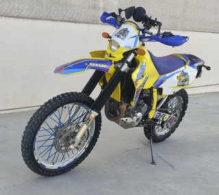 Suzuki DRZ 400