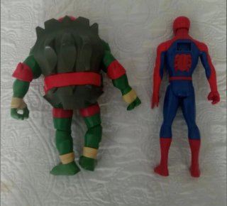 Lote Muñecos Tortuga Ninja y Spiderman