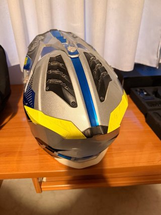 Casco Airoh Aviator 3