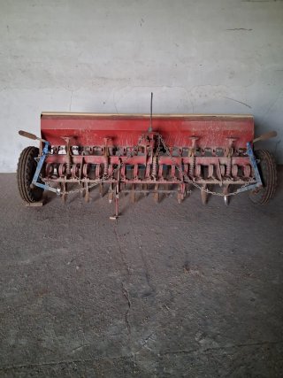 Sembradora 17 botas