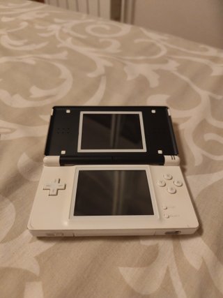 Nintendo DS Lite Blanca. Juegos. Funda. SD128GB