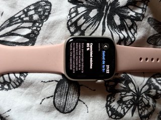 Apple Watch SE + accesorios. Version watchOS 26.5