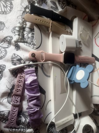 Apple Watch SE + accesorios. Version watchOS 26.5