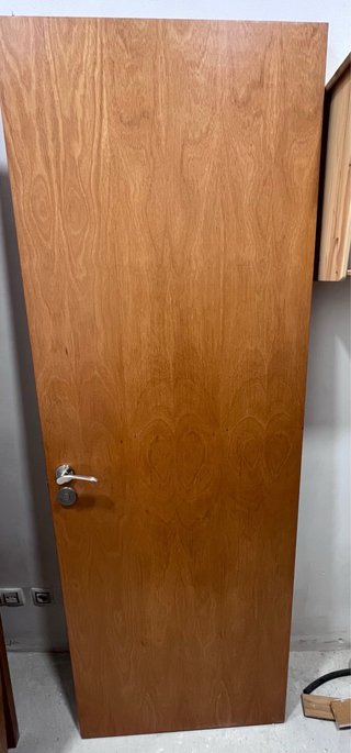 Puerta maciza madera