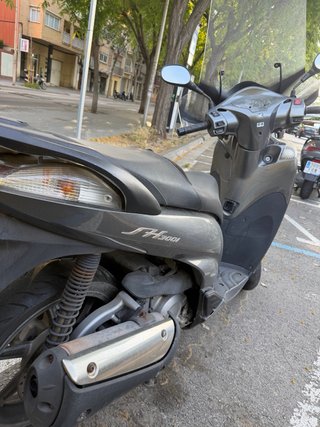 Honda SH300i Gris