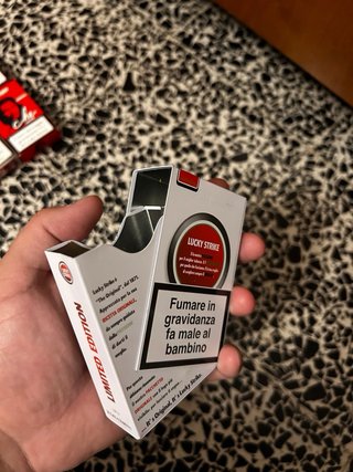 Collezione pacchetti sigarette vuoti vari paesi
