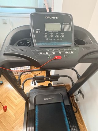 Cinta de correr Cecotec casi nueva febrero 2025