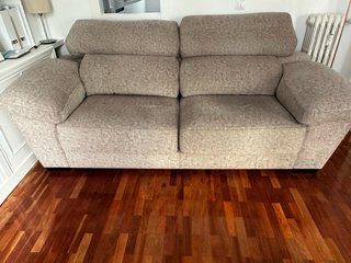 Sofá beige de tela