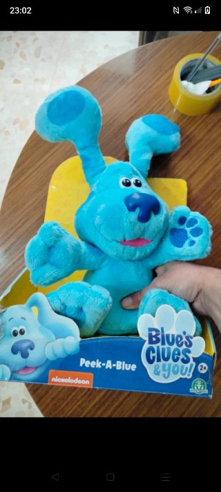 Peluche de 25cm Interactivo del Perro de la Serie,