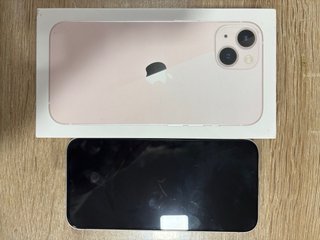 iPhone 13 Rosa