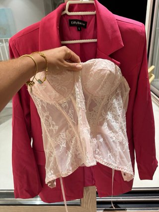 Traje Fucsia Elegante