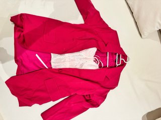 Traje Fucsia Elegante