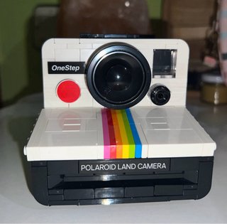 LEGO Ideas Polaroid OneStep SX-70
