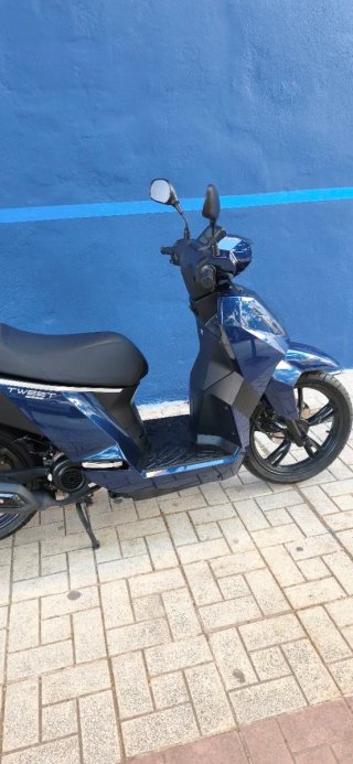 Peugeot 49cc 4tiempo 6mil km digital al dia itv