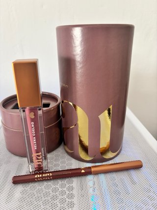 Batom e Lápis o boticário, Helena Coelho