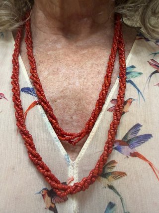 Collar Afrocubano de Protección en Coral