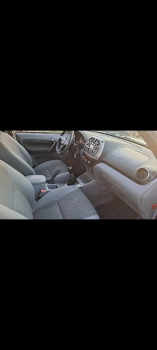Toyota RAV4 2003