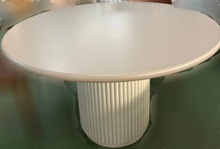Mesa redonda Sklum blanca